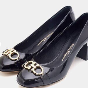 Like Brand New Salvatore Ferragamo Pumps